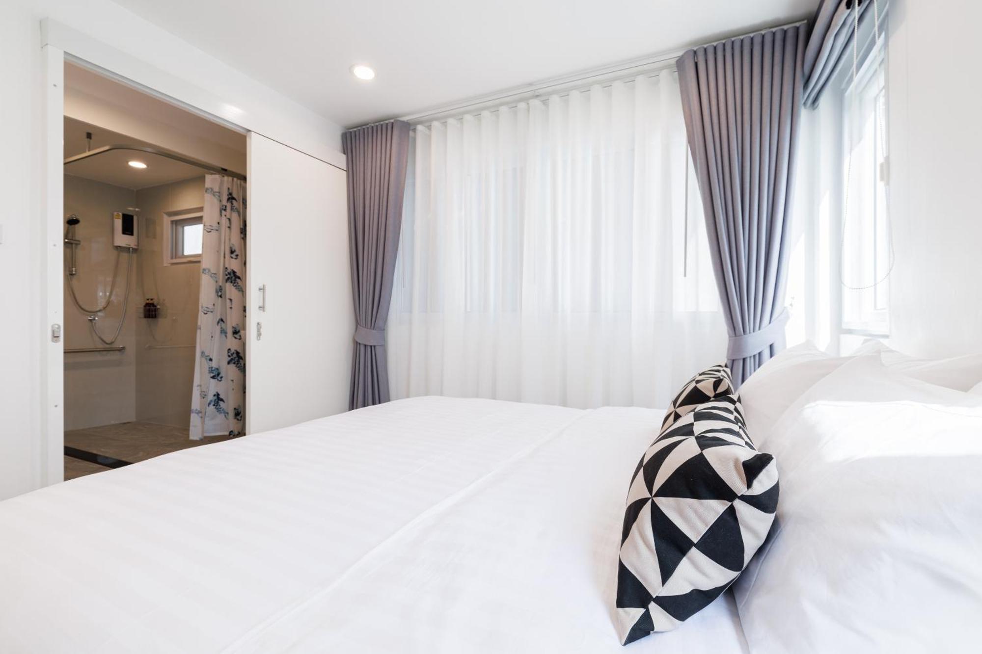 Bed and Breakfast Baan Boon Bangkok Esterno foto
