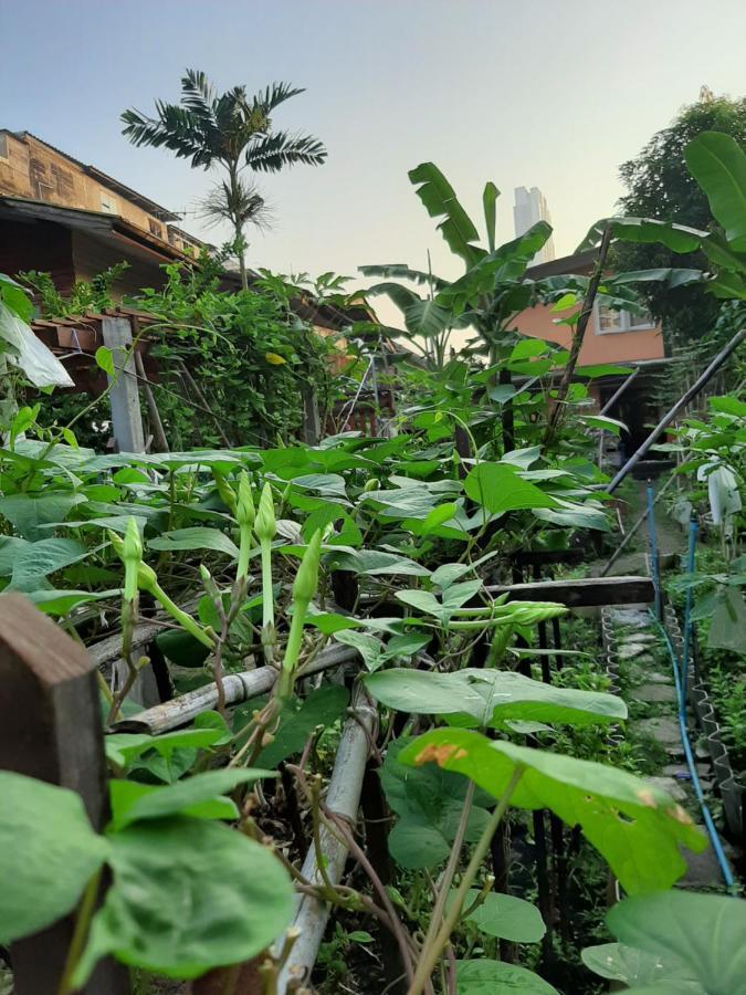 Bed and Breakfast Baan Boon Bangkok Esterno foto